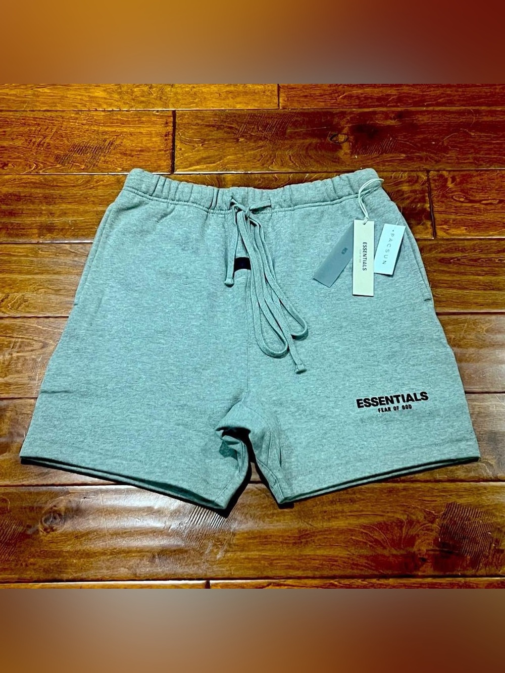 Fear of God Essentials Sweat Shorts Dark Oatmeal Size L Men New With Tags